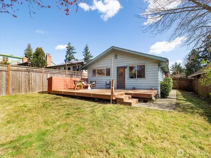 $774,000 | 4225 46th Avenue South, Seattle, WA 98118