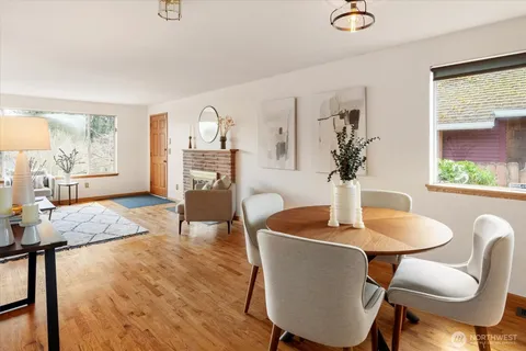 $774,000 | 4225 46th Avenue South, Seattle, WA 98118