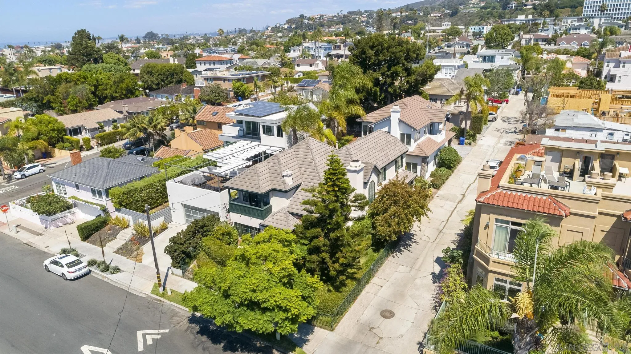 7231 Draper Avenue La Jolla, CA 92037 - Photo 25 of 26 an aerial view of a city with lots of residential buildings