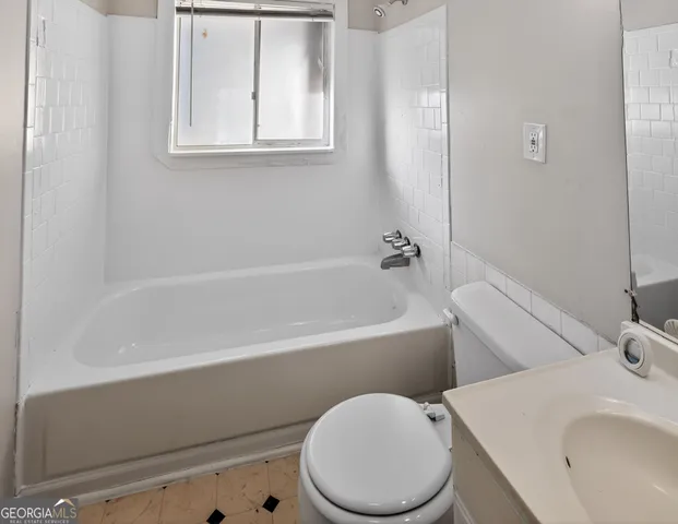 $174,900 | 10223 Foxfire Terrace, Jonesboro, GA 30238