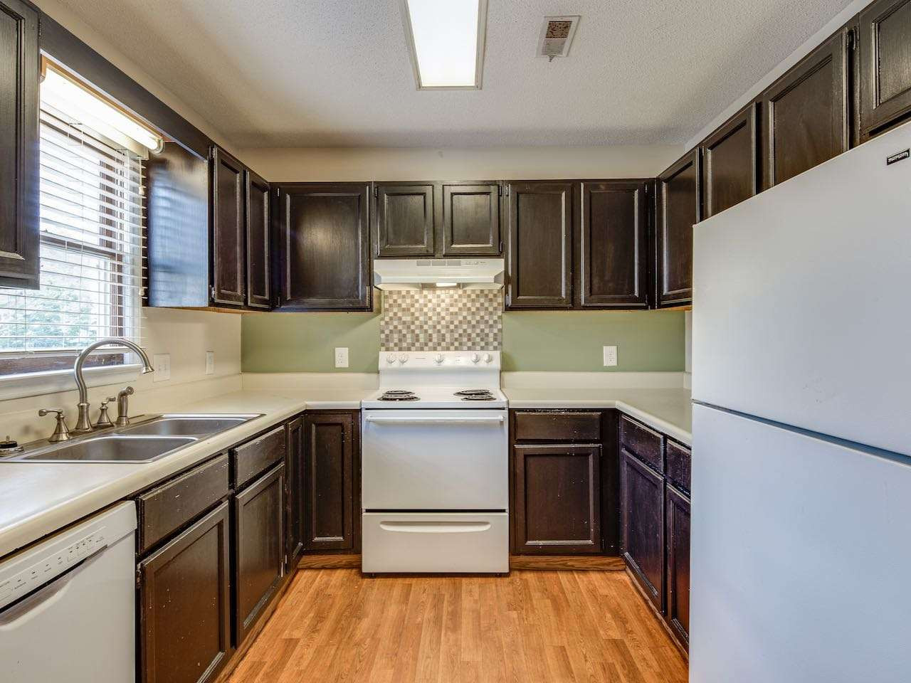 5611 Split Oak Way Raleigh, NC 27609 - Photo 2 of 11 Photo 2
