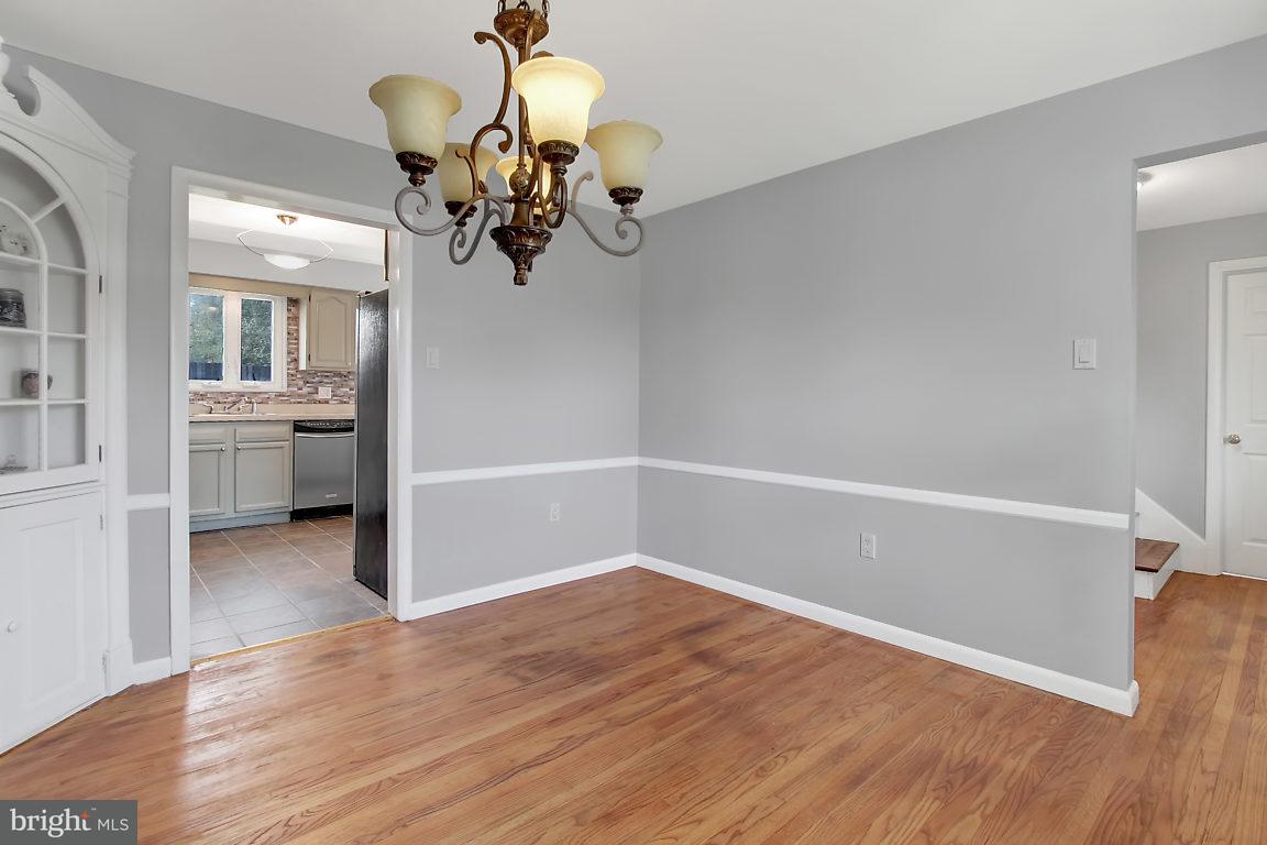 1840 Roxboro Road York, PA 17402 - Photo 3 of 28