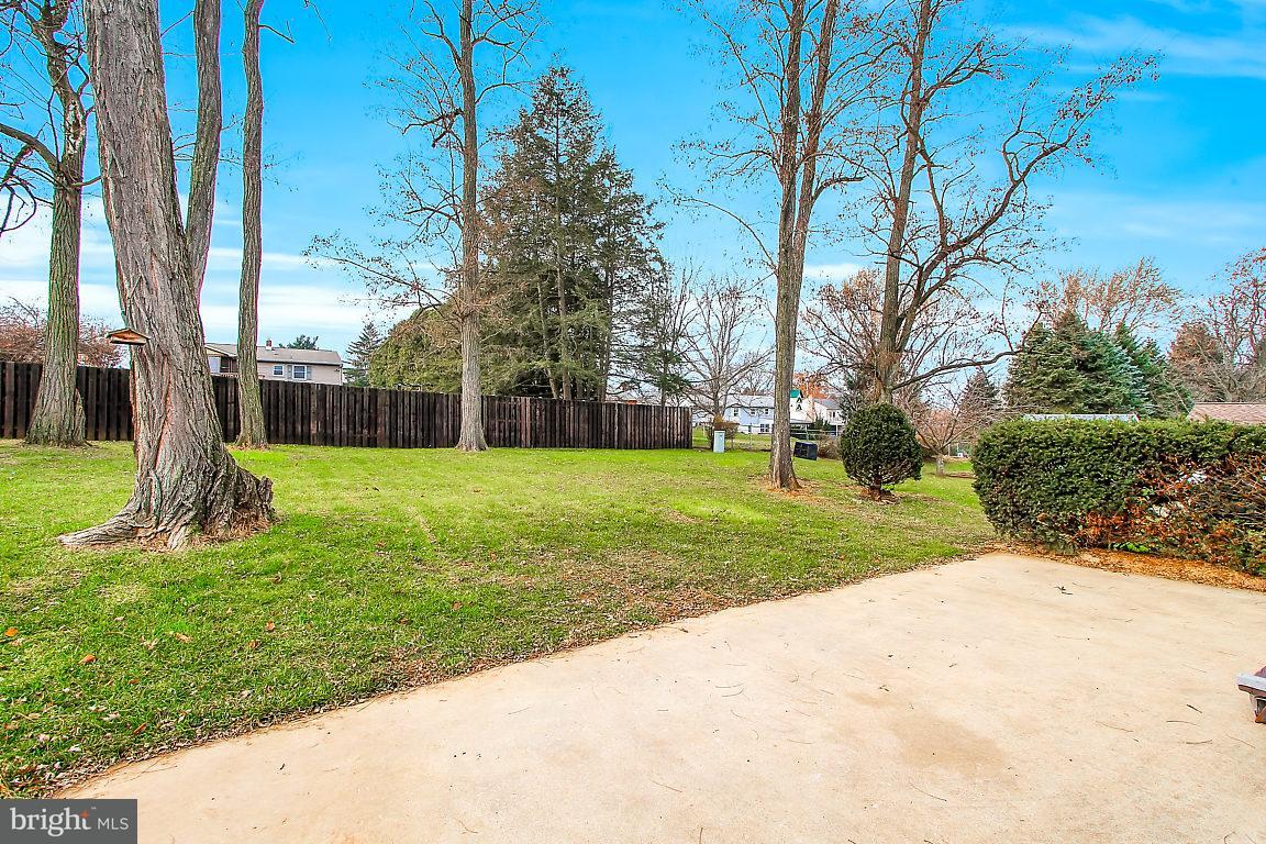 1840 Roxboro Road York, PA 17402 - Photo 25 of 28