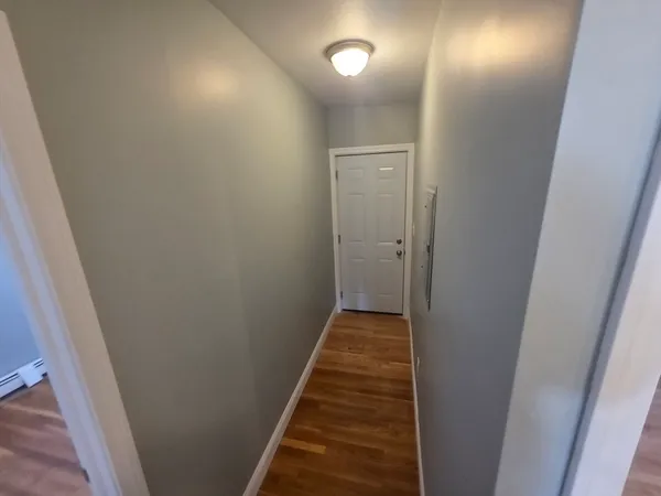 $3,200 | 14 Seagirt Avenue, Unit 2, Saugus, MA 01906