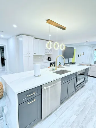 $12,500 | Undisclosed Address, Lake Clarke Shores, FL 33406