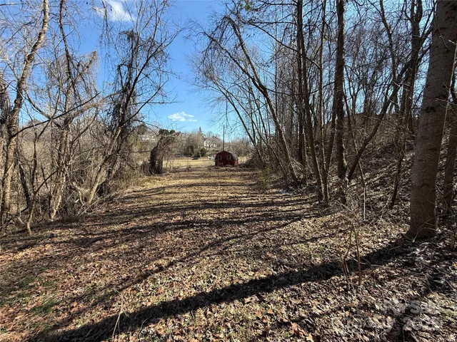 $32,500 | 296 19th Avenue Southwest, Hickory, NC 28602