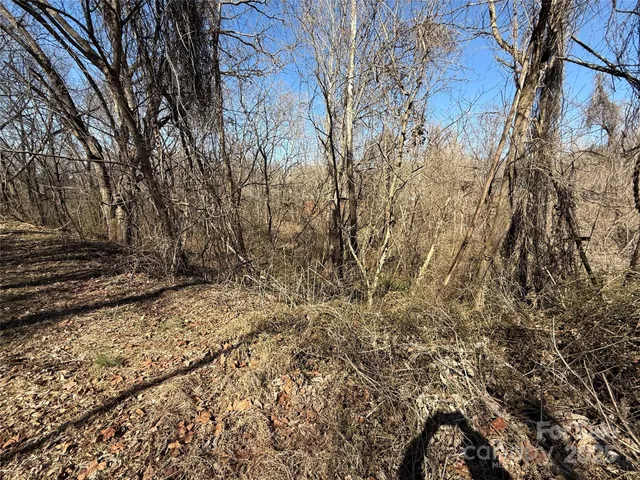 $32,500 | 296 19th Avenue Southwest, Hickory, NC 28602