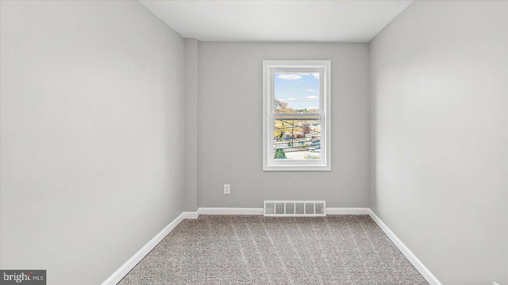 5454 Cedonia Avenue Baltimore, MD 21206 - Photo 22 of 36