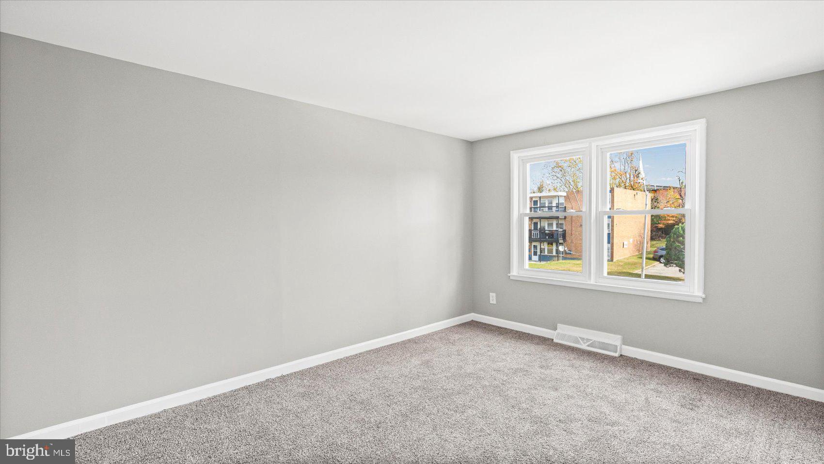 5454 Cedonia Avenue Baltimore, MD 21206 - Photo 26 of 36