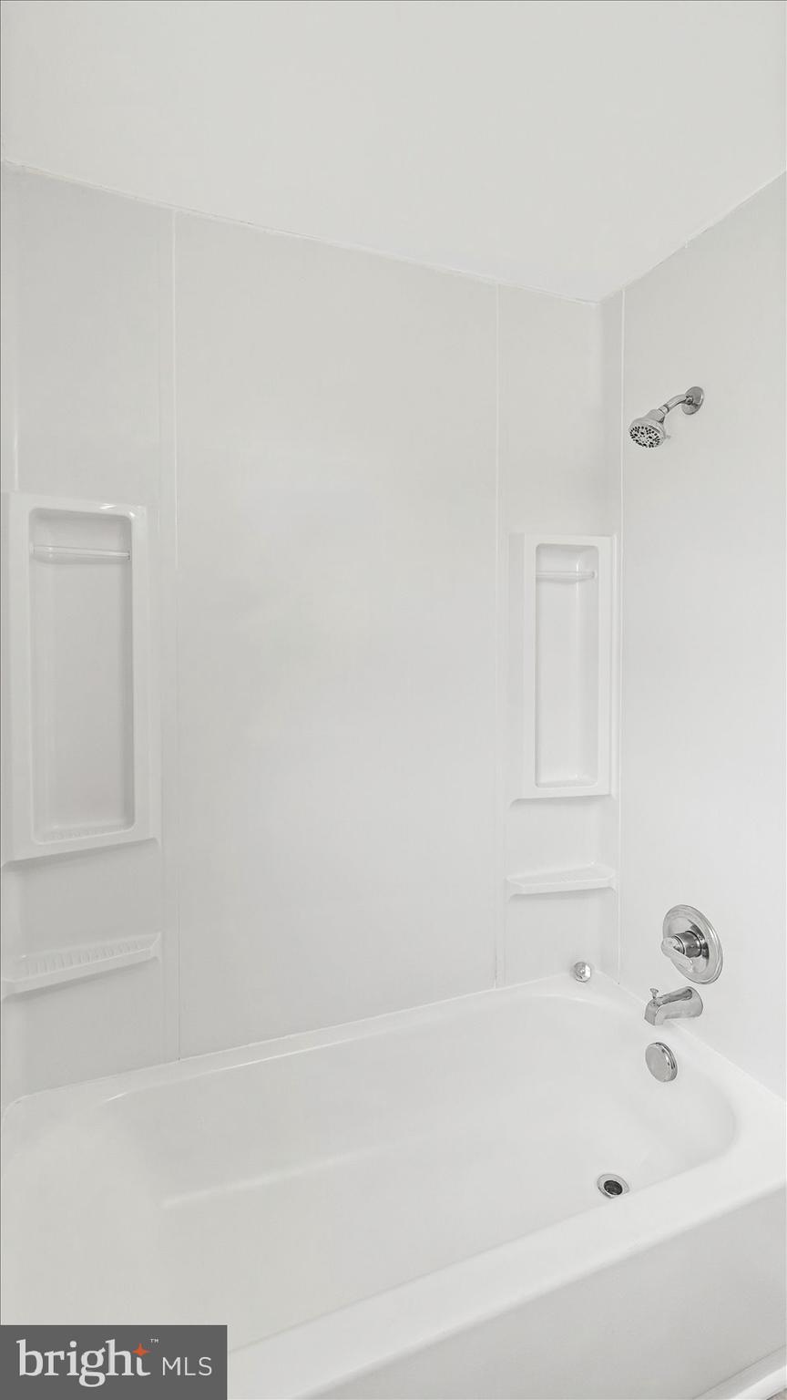 5454 Cedonia Avenue Baltimore, MD 21206 - Photo 30 of 36