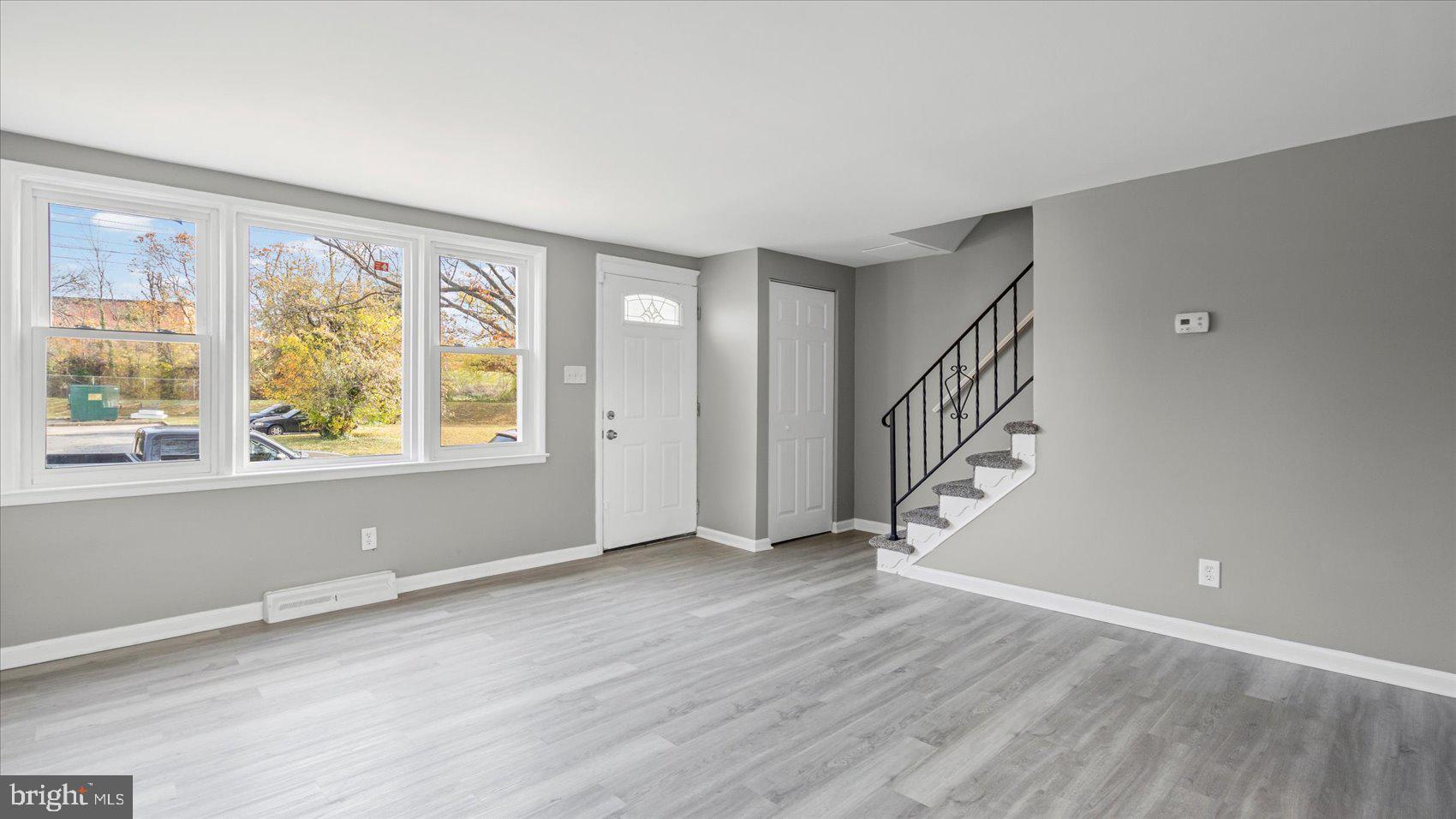 5454 Cedonia Avenue Baltimore, MD 21206 - Photo 6 of 36