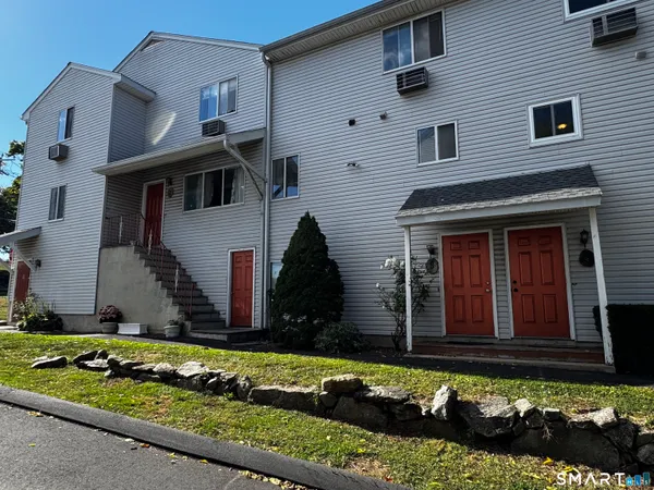 $2,600 | 118 West Cedar Street, Unit 3, Norwalk, CT 06854