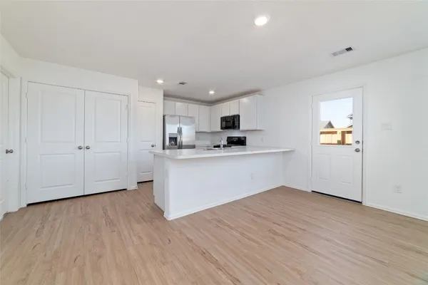 $1,900 | 7611 Cedar Birch Drive, Katy, TX 77493