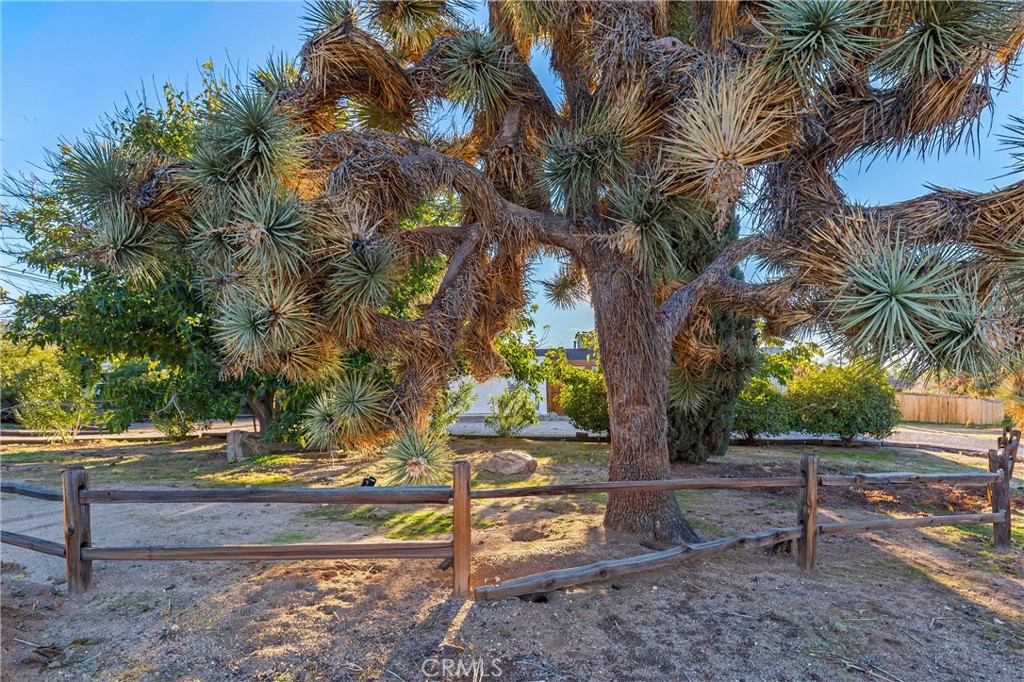 7914 Grand Yucca Valley, CA 92284 - Photo 40 of 48