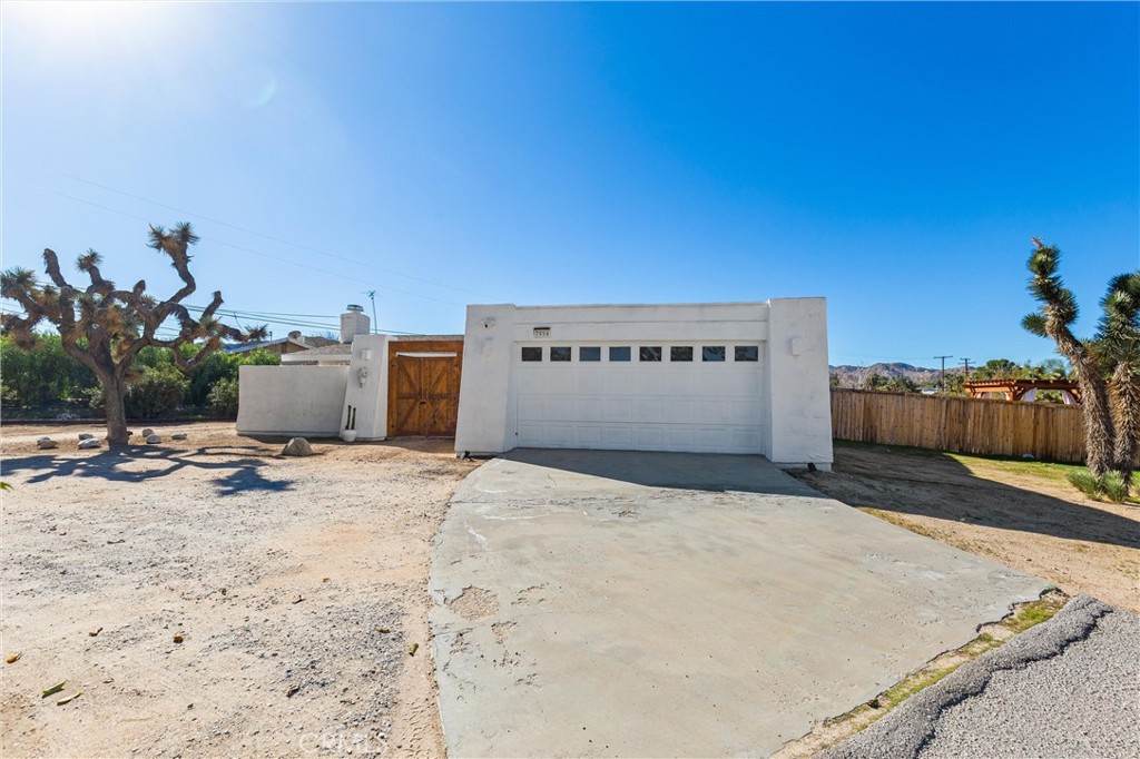 7914 Grand Yucca Valley, CA 92284 - Photo 45 of 48