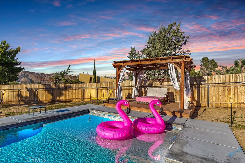 7914 Grand Yucca Valley, CA 92284 - Photo 5 of 48
