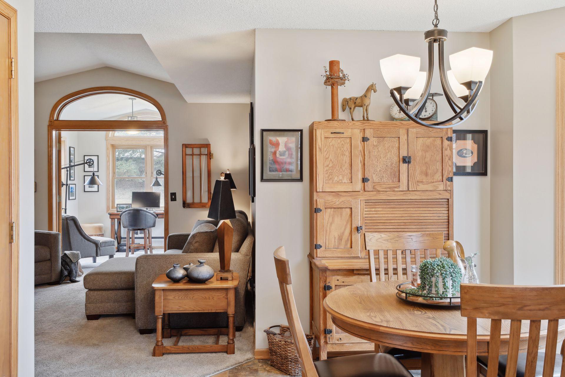 2124 Southwind Road Maplewood, MN 55109 - Photo 12 of 29 Gallery Image 12