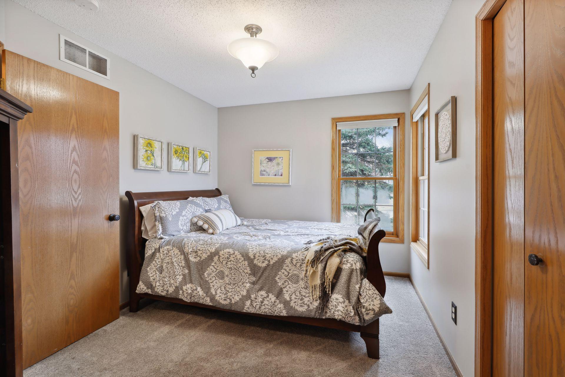 2124 Southwind Road Maplewood, MN 55109 - Photo 23 of 29 Gallery Image 23