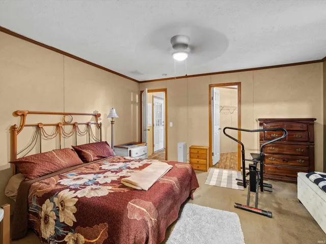 $199,900 | 1783 East Private Road 485 North, Petersburg, IN 47567