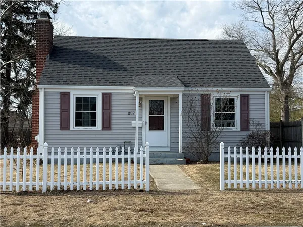 $394,000 | 207 Morse Avenue, Warwick, RI 02886
