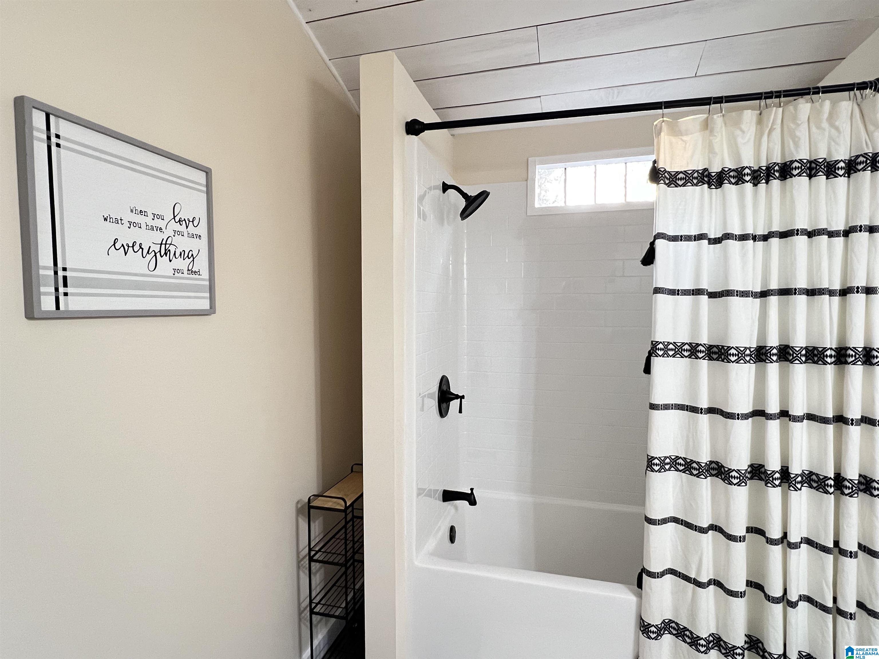 1723 Iron City Road Anniston, AL 36207 - Photo 12 of 19 Gallery Image 12