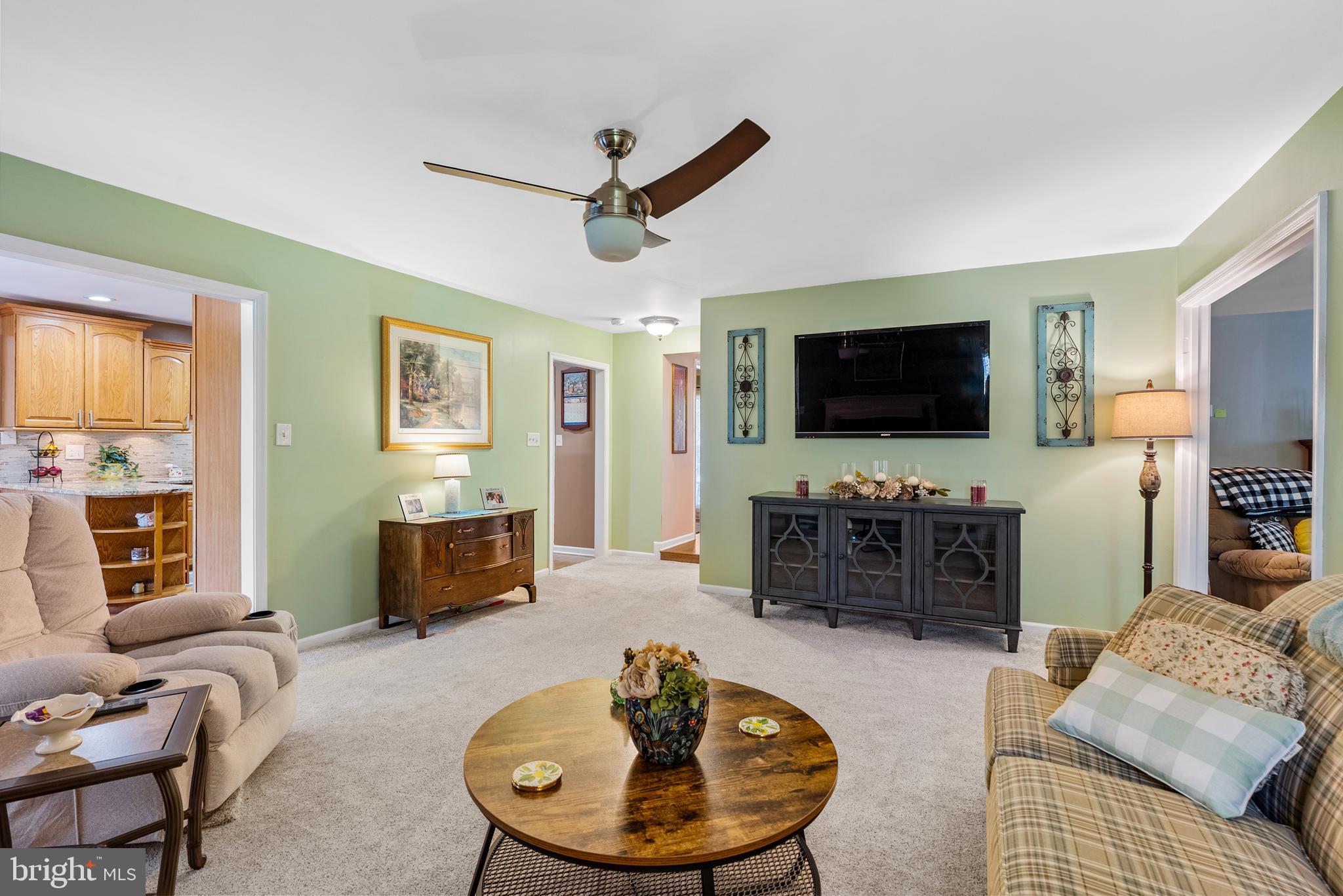 9975 Old Mill Road Ellicott City, MD 21042 - Photo 10 of 54 Family Room