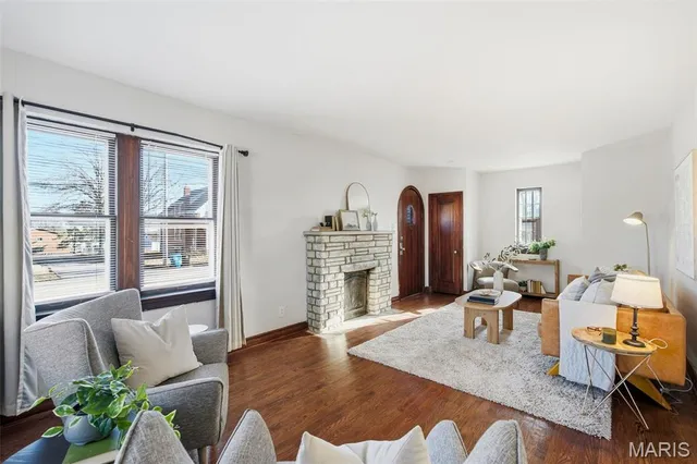 $349,900 | 8925 Eden Avenue, St. Louis, MO 63123