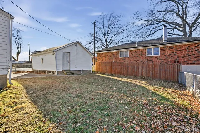 $349,900 | 8925 Eden Avenue, St. Louis, MO 63123