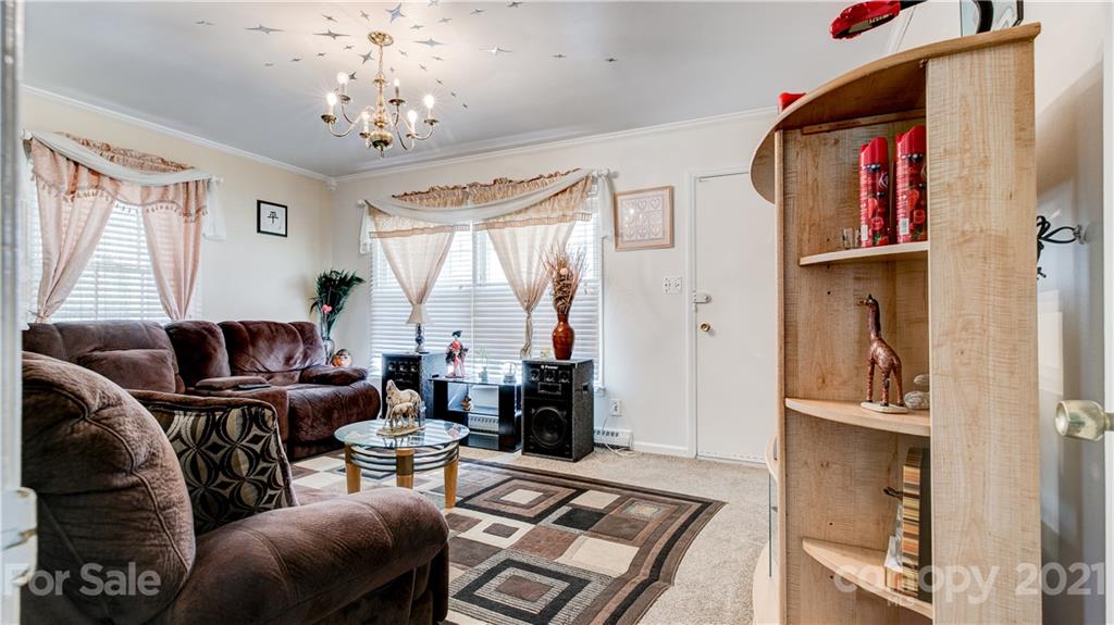 2323 Milton Road Charlotte, NC 28215 - Photo 6 of 18 Gallery Image 6