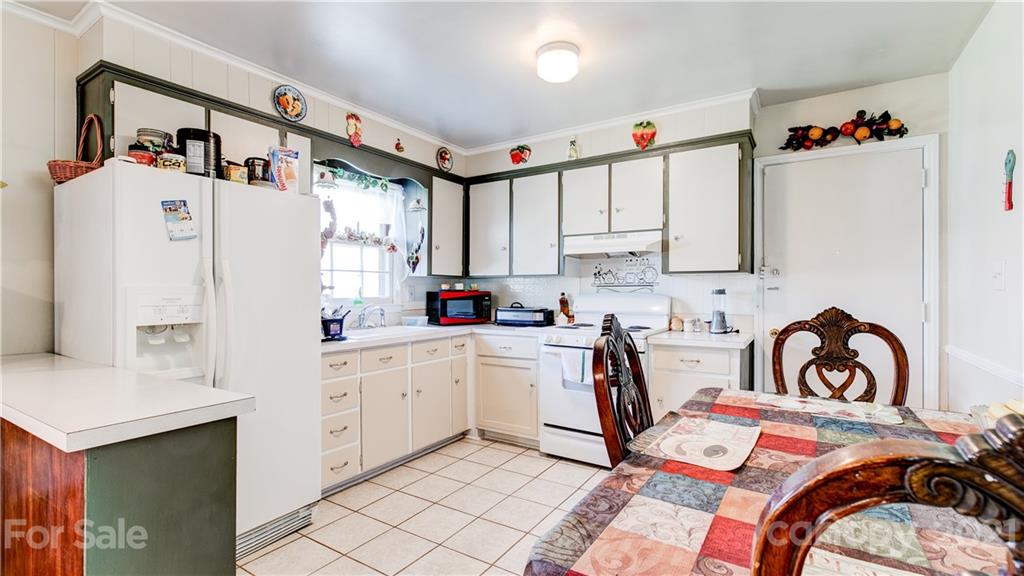 2323 Milton Road Charlotte, NC 28215 - Photo 10 of 18 Gallery Image 10