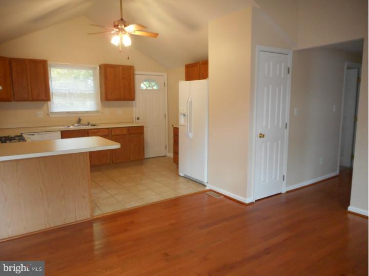 3 Mowery Road New Castle, DE 19720 - Photo 2 of 9 Gallery Image 2