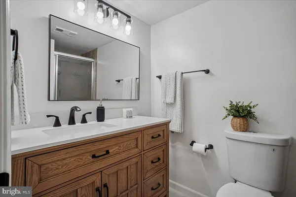 $395,000 | 5800 Cove Landing Road, Unit 304, Burke, VA 22015