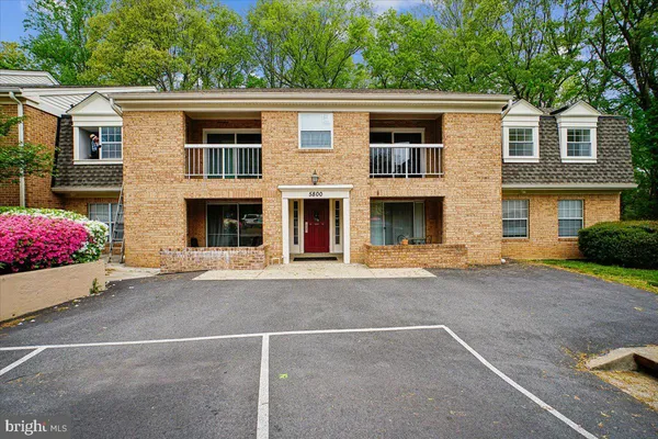 $395,000 | 5800 Cove Landing Road, Unit 304, Burke, VA 22015