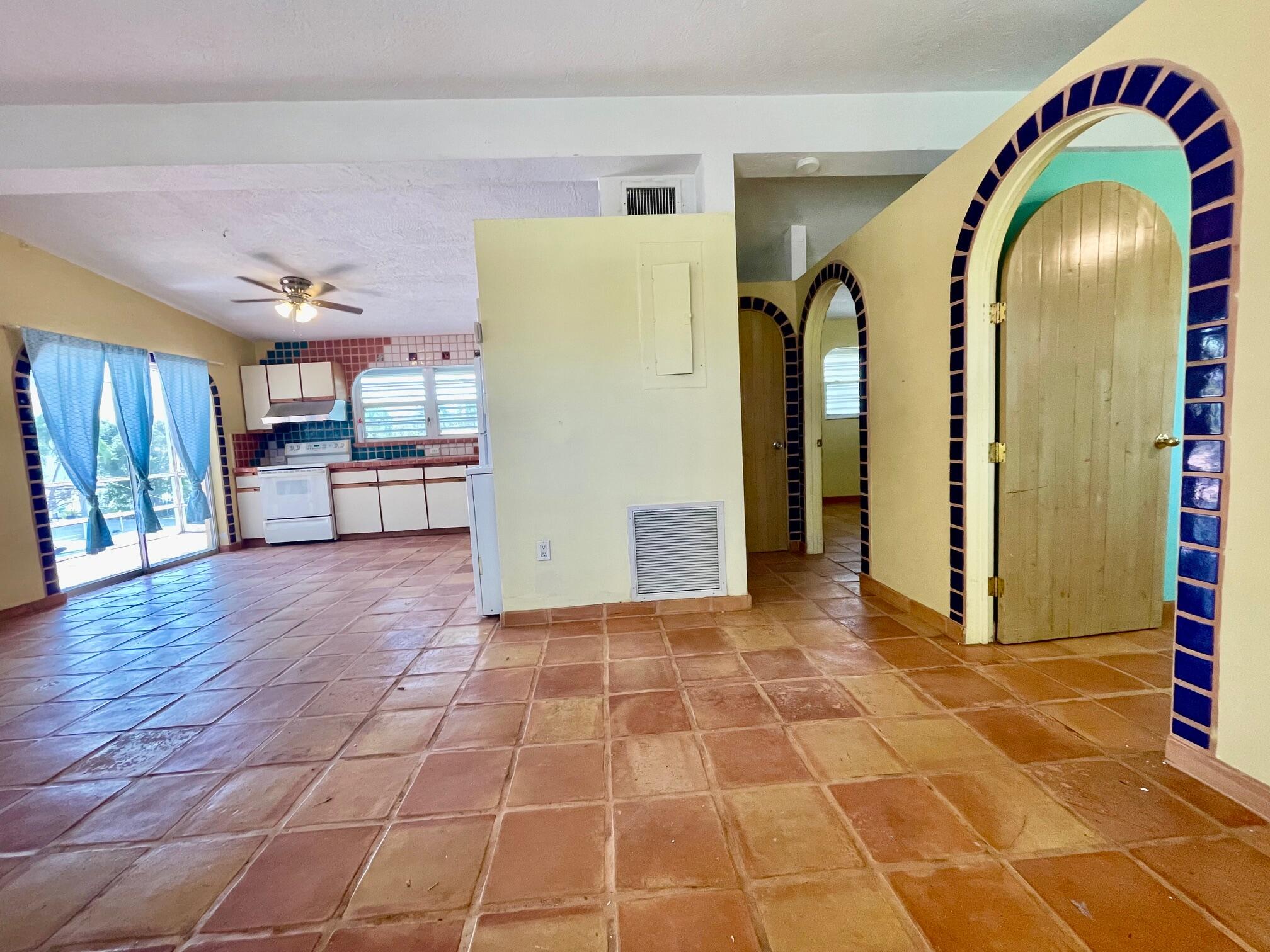 60 Southeast Marlin Avenue Key Largo, FL 33037 - Photo 11 of 46 IMG_5585
