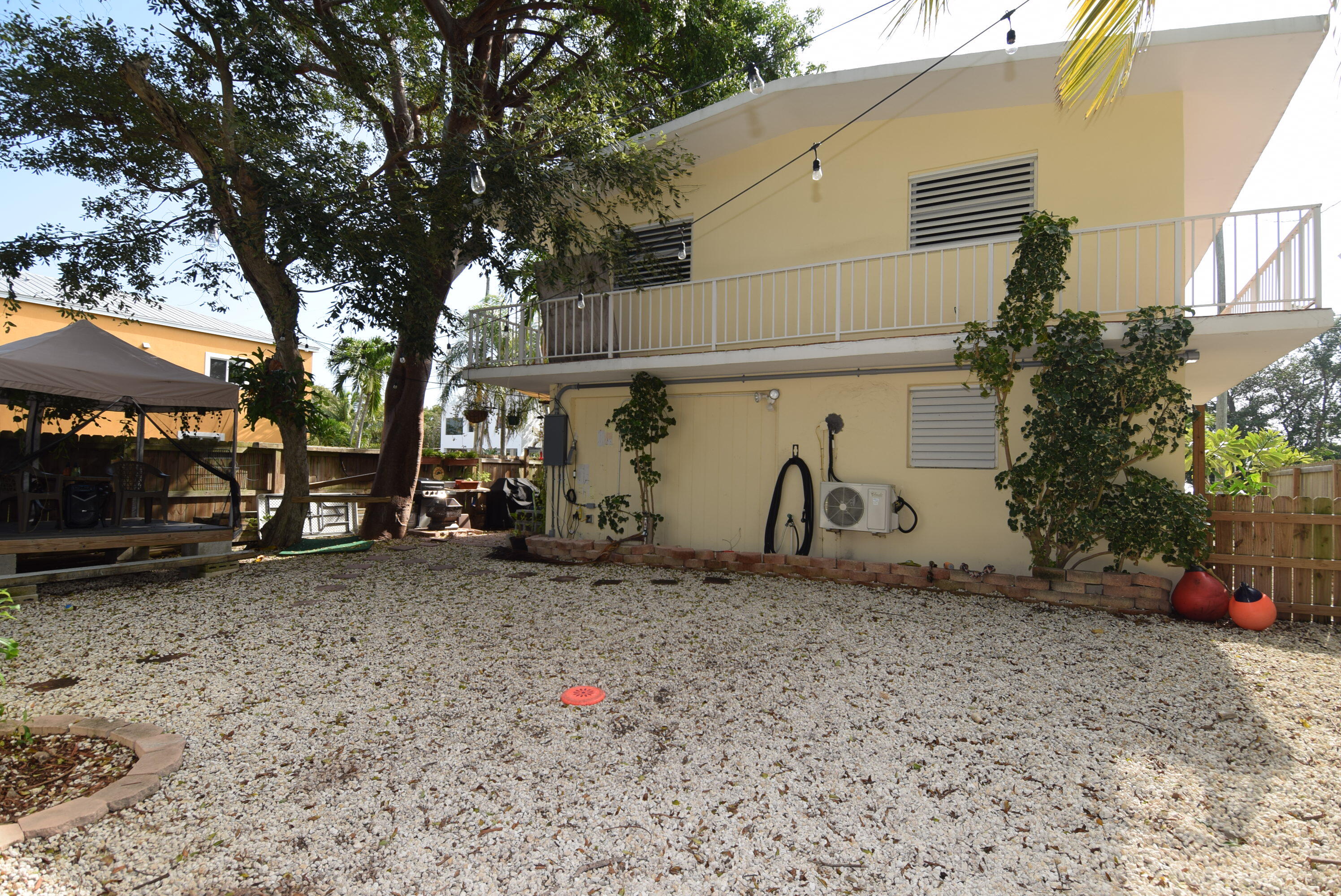 60 Southeast Marlin Avenue Key Largo, FL 33037 - Photo 30 of 46 a view of a backyard