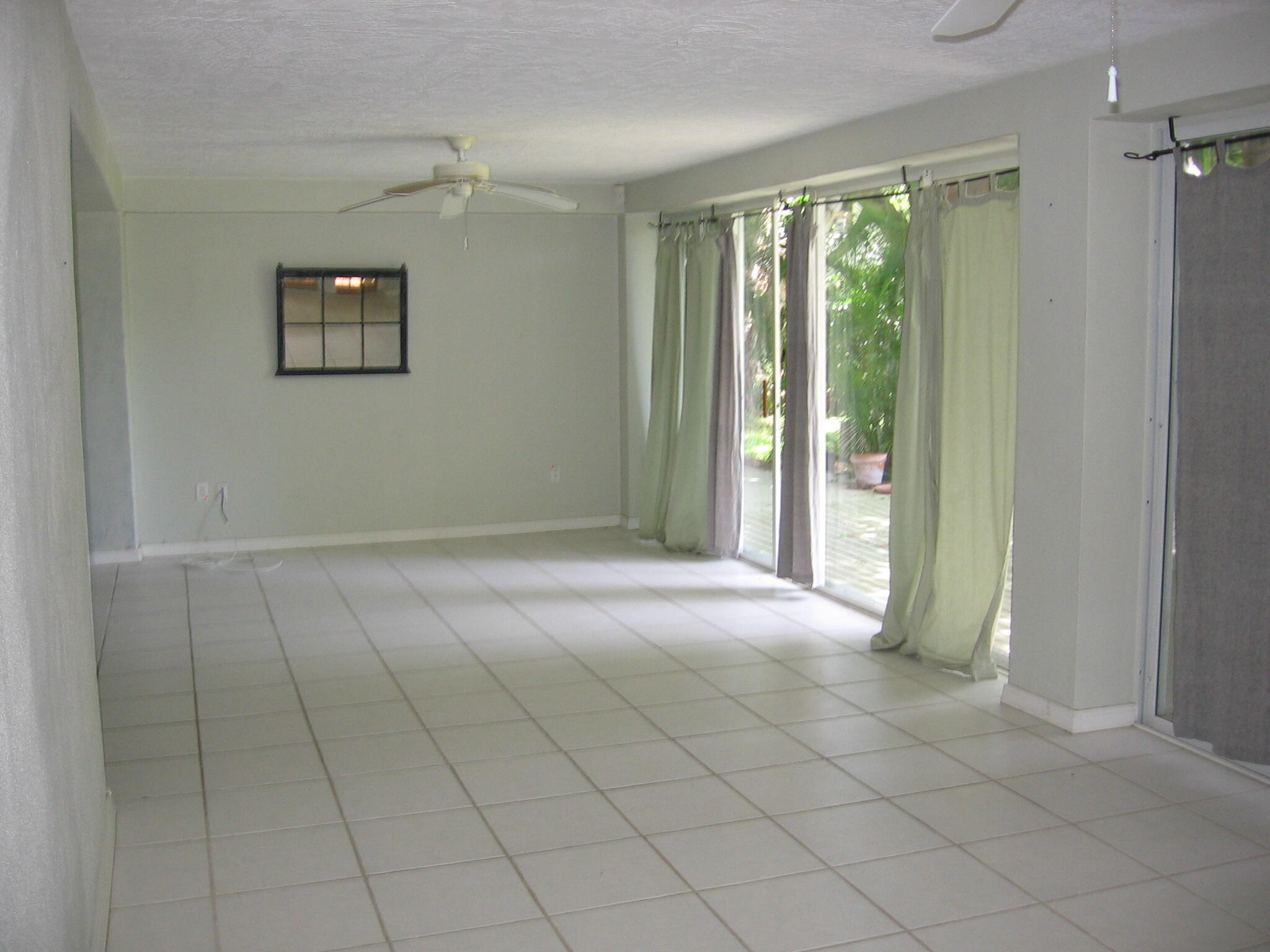 60 Southeast Marlin Avenue Key Largo, FL 33037 - Photo 35 of 46 a view of an empty room with a window