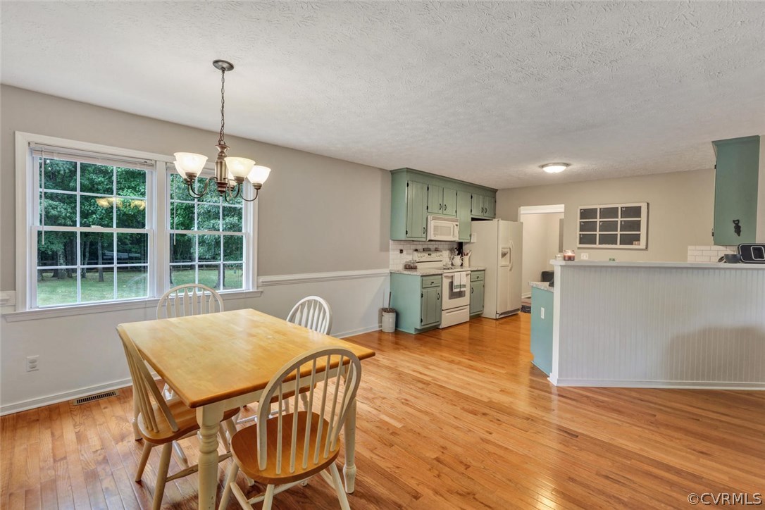 4257 Pierce Road Powhatan, VA 23139 - Photo 11 of 28 Gallery Image 11