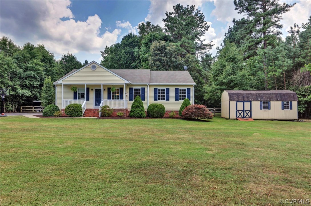 4257 Pierce Road Powhatan, VA 23139 - Photo 3 of 28 Gallery Image 3