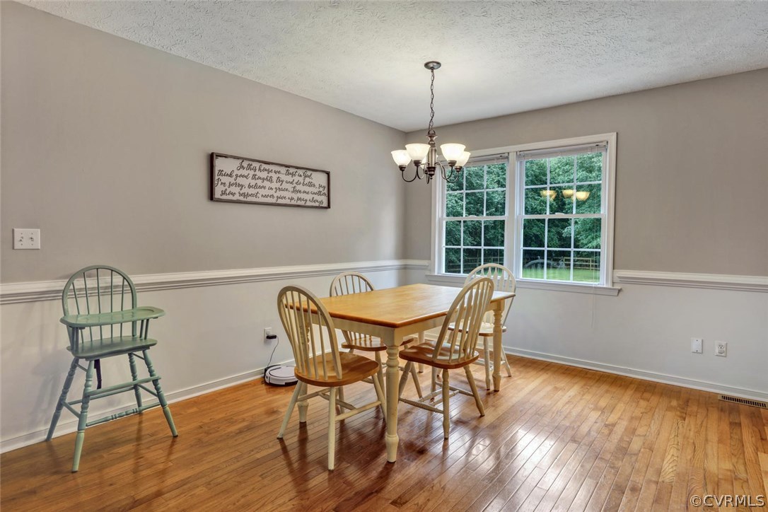 4257 Pierce Road Powhatan, VA 23139 - Photo 10 of 28 Gallery Image 10
