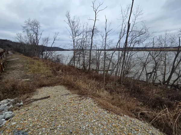 $32,000 | 0 156th Highway, Patriot, IN 47038