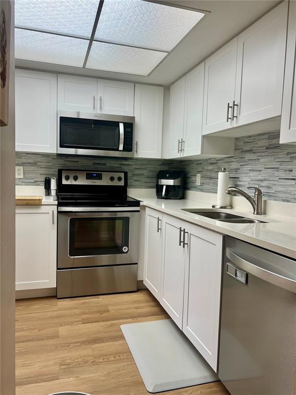 1801 East Lake Road South, Unit 17C Palm Harbor, FL 34685 - Photo 14 of 61