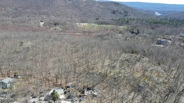 a view of a dry field