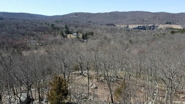 a view of a dry field