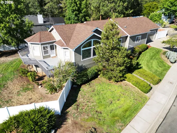 $525,000 | 212 Wagon Wheel Drive, Grants Pass, OR 97527