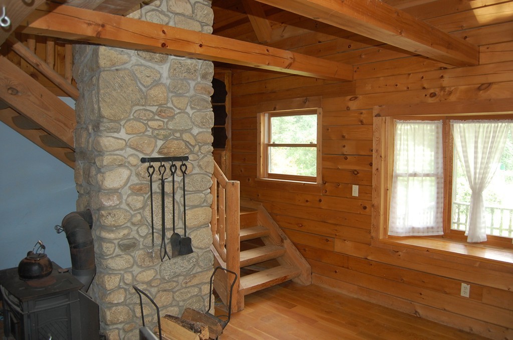 8 Duffield Road Hopkinton, MA 01748 - Photo 4 of 11 Gallery Image 4