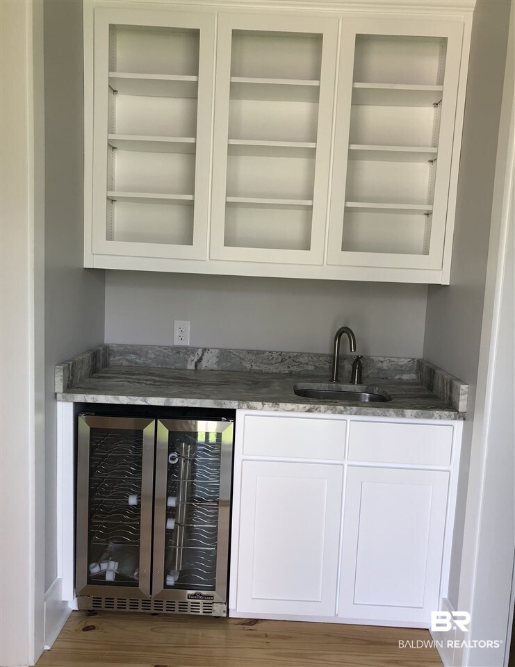 5598 Millhouse Road Gulf Shores, AL 36542 - Photo 6 of 29 Wet Bar