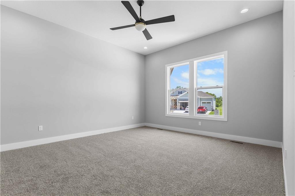 4835 Northwest Martin Street Riverside, MO 64151 - Photo 16 of 28