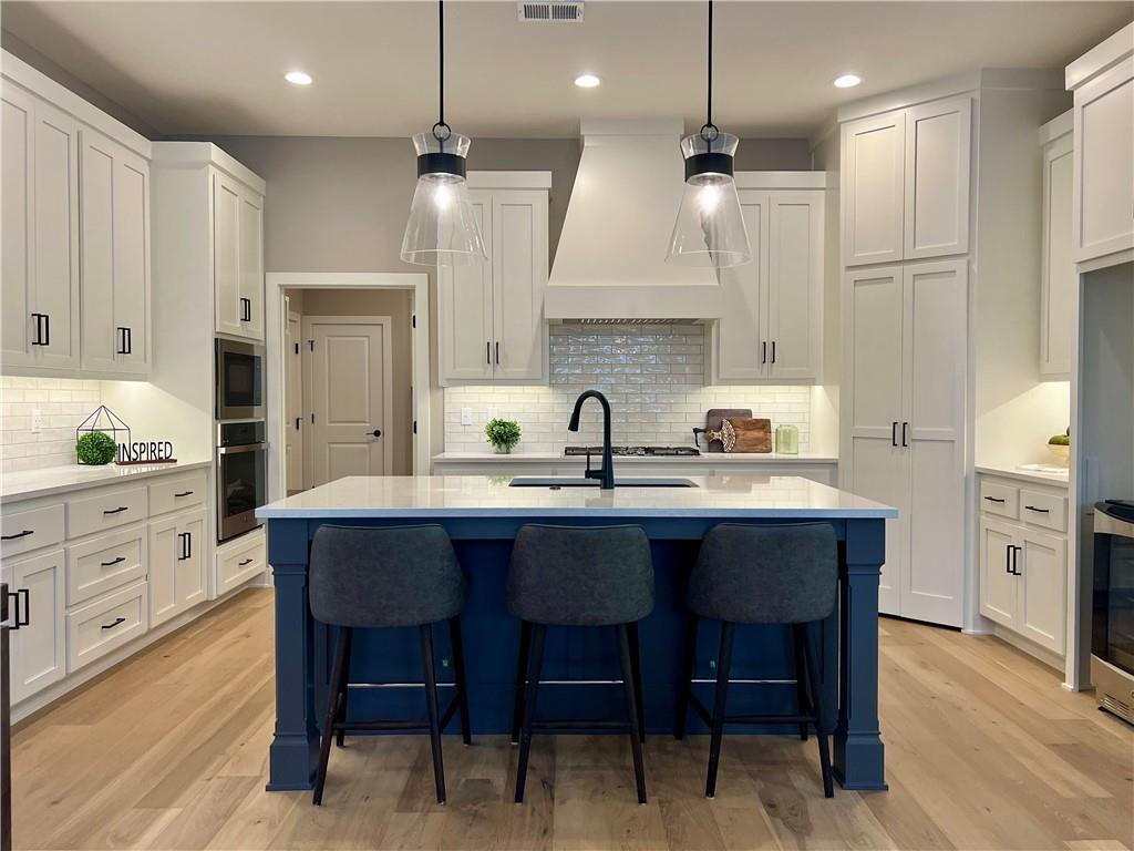 4835 Northwest Martin Street Riverside, MO 64151 - Photo 5 of 28