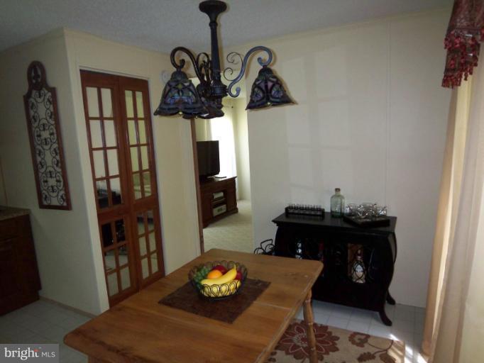 1220 North Timber Ridge Road Cross Junction, VA 22625 - Photo 4 of 30 Kitchen