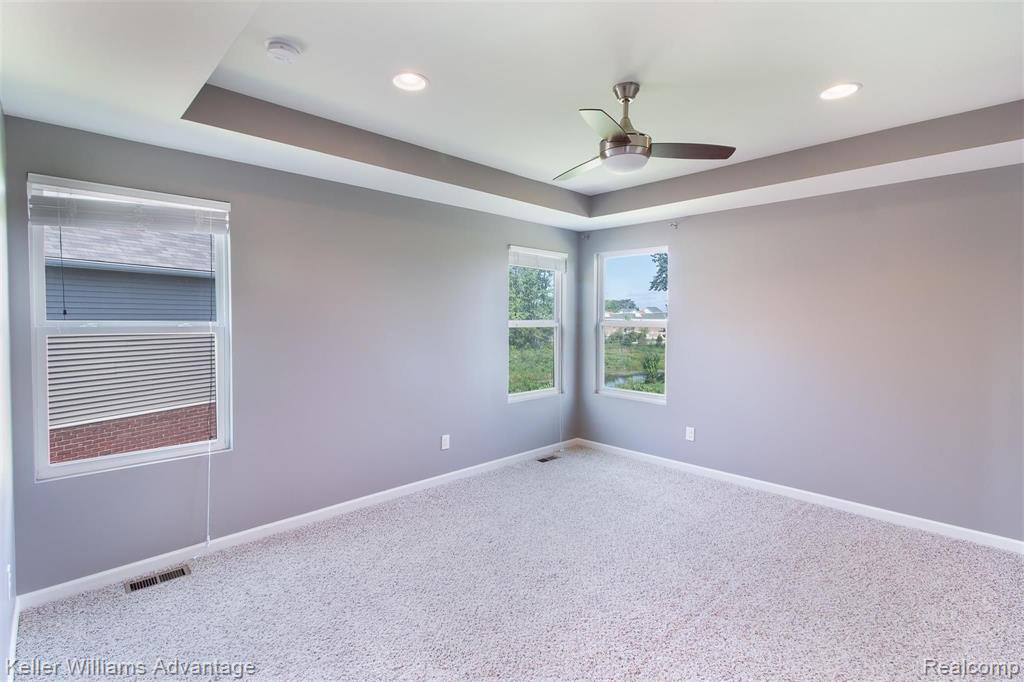 27679 Hartwick Circle Novi, MI 48374 - Photo 26 of 51